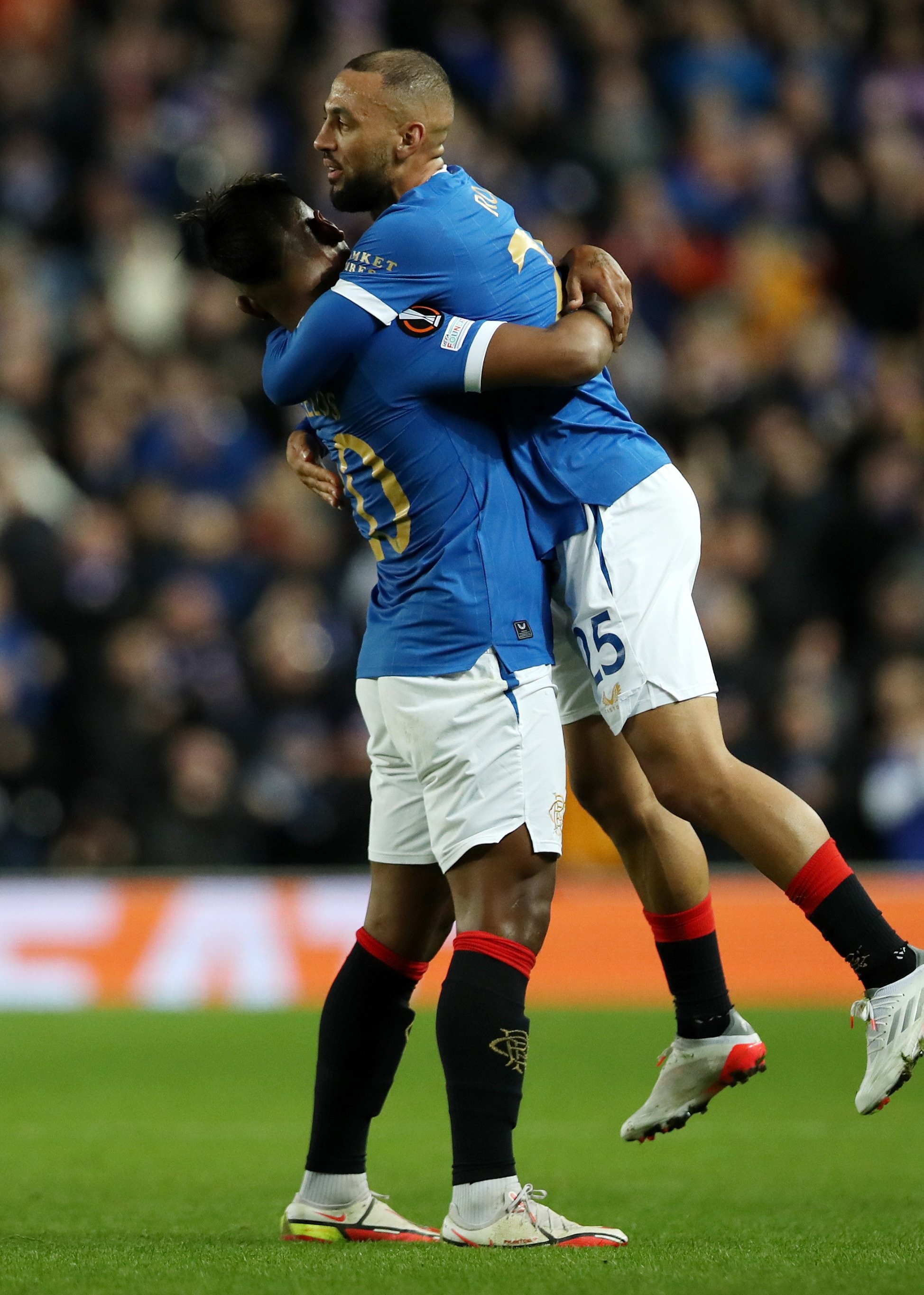 华体会app官方下载电竞杯赛，齐鲁铁骑队与雪域海豚队强势横扫，VAR改判成焦点！逆风翻盘的范本的简单介绍