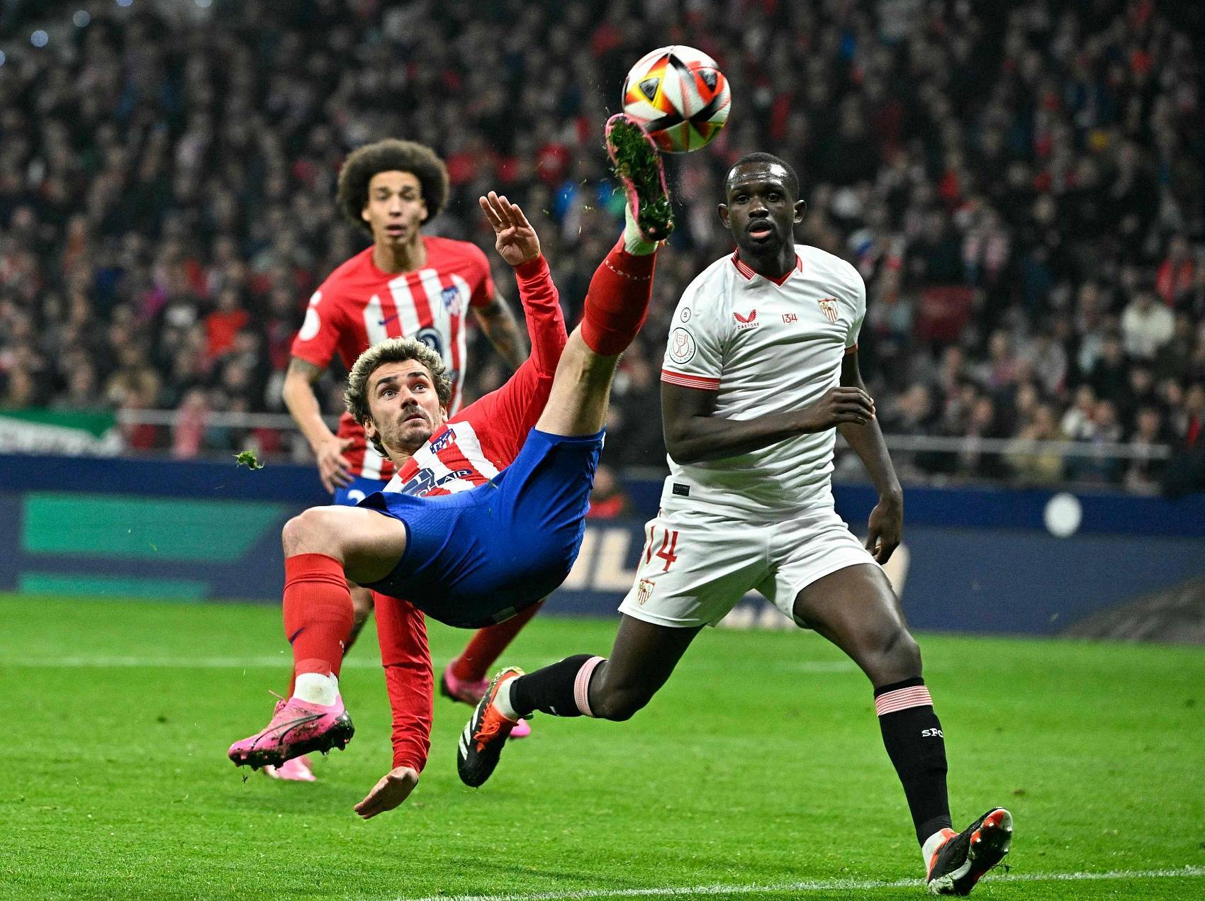 华体会app官方下载包含今夜突围战来临，莱比锡围绕国王杯主帅复盘，信心回归，阵容厚度经受考验的词条