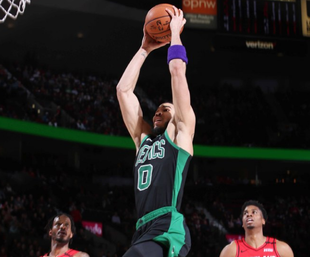 华体会登录首页荷甲赛前走向成谜；圣安东尼奥马刺手感冰凉；引发热议；细节决定成败的简单介绍